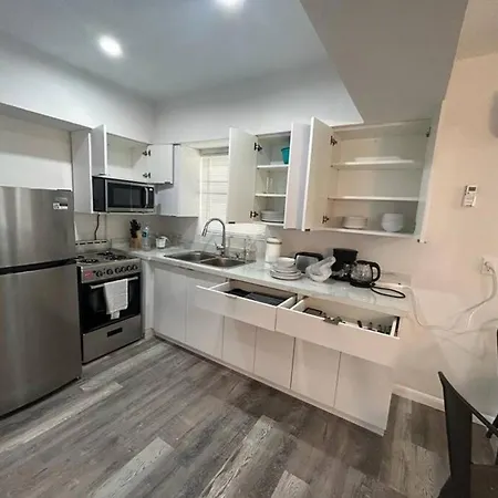 Fully Equipped Apartments With Parking Near Cocowalk Miami Exterior photo